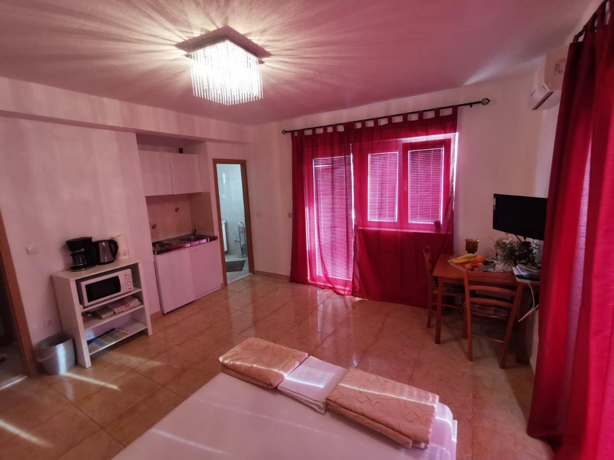 Villa Ilona Primosten Luaran gambar